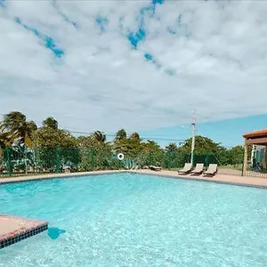Oceania At 681 Ocean Drive Hotel
